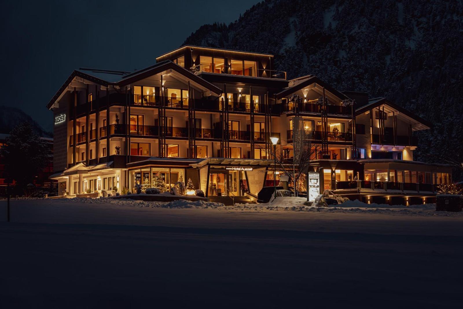 Hotel Auszeit Pertisau Exterior photo